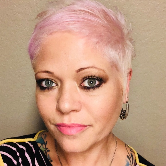 Meet your Posher, Rebecca - Picture 1 of 1